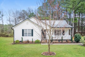 241 SOMMERSET DR CLAYTON, NC 27520